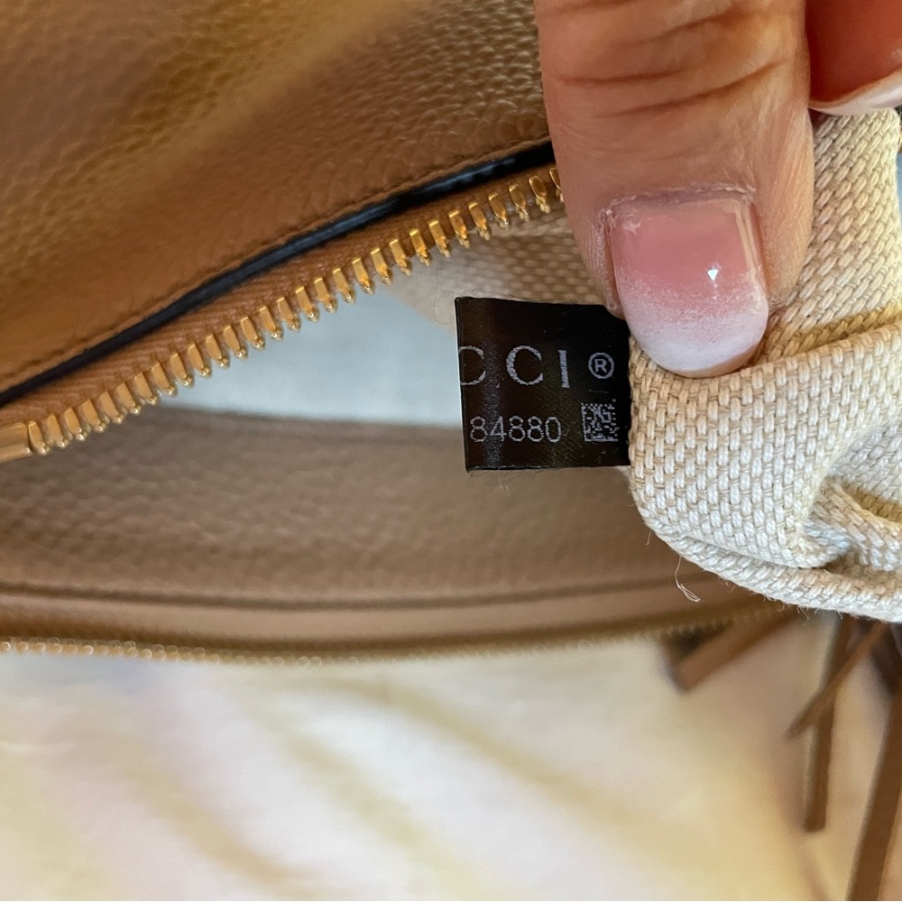 Gucci Taupe Pebbled Soho Hobo with Tassel and Gold Hardware - Picture 11 of 11